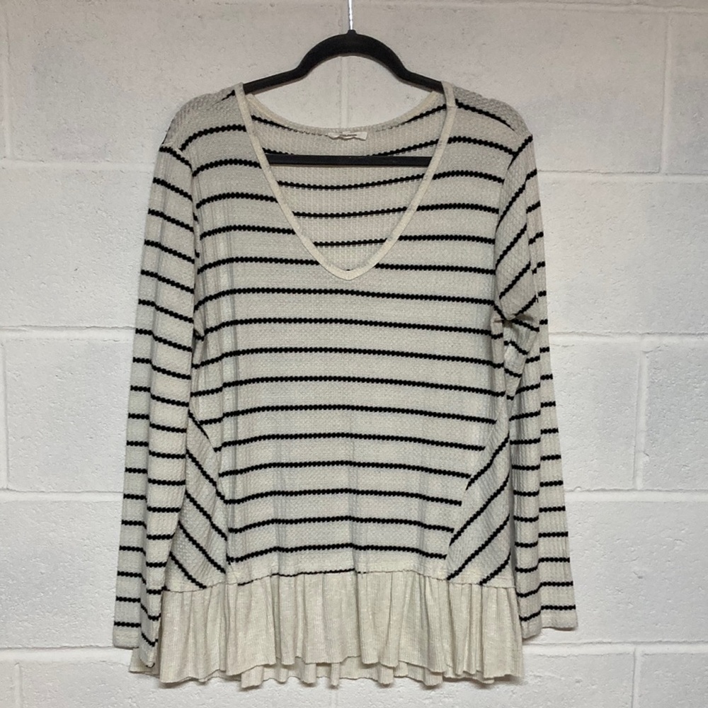 Maurices Long Sleeve Top